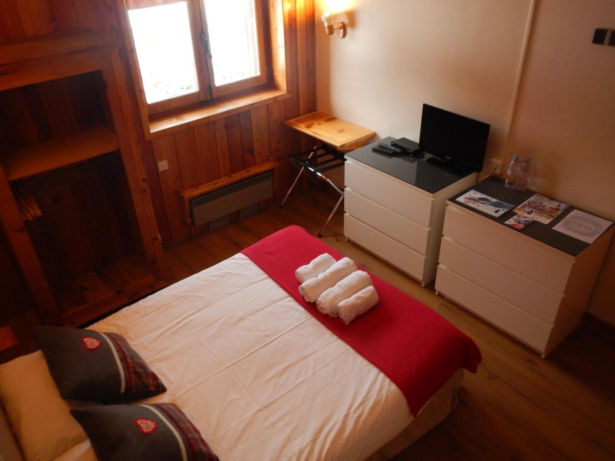 Le Chal'Heureux Hotel Vars  Room photo